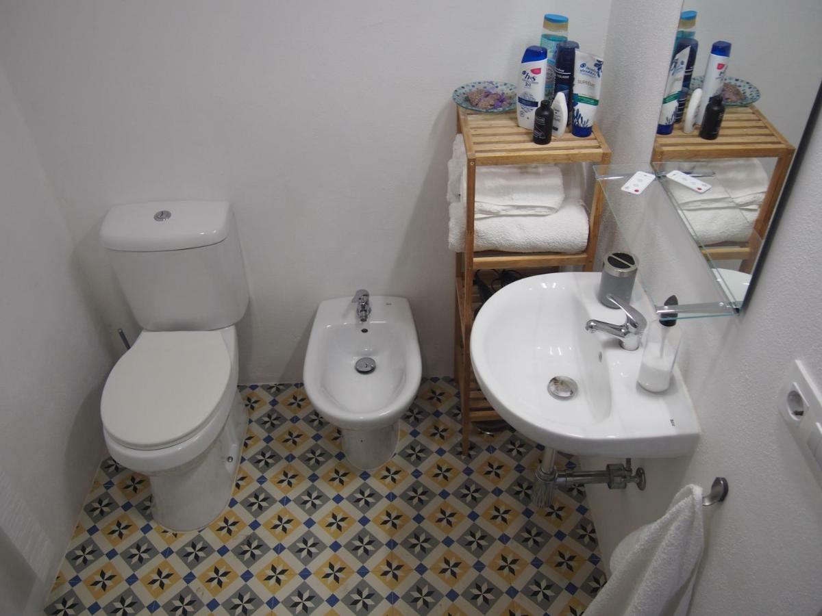 헤레스 Casa Valientes B - Free Private Parking, Patio, Wifi & Ac 아파트 외부 사진